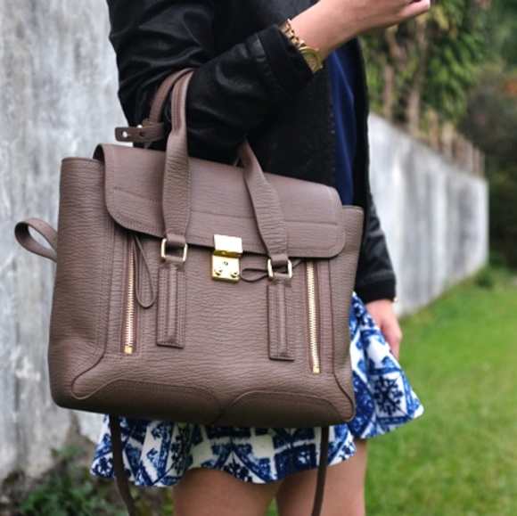 3.1 Phillip Lim Handbags - 🌼Like New Phillip Lim Pashli in Taupe (rare)